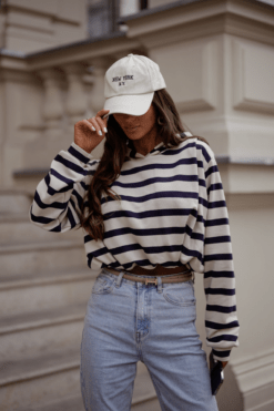 a595bf7578558e985186b40f85ea56c4