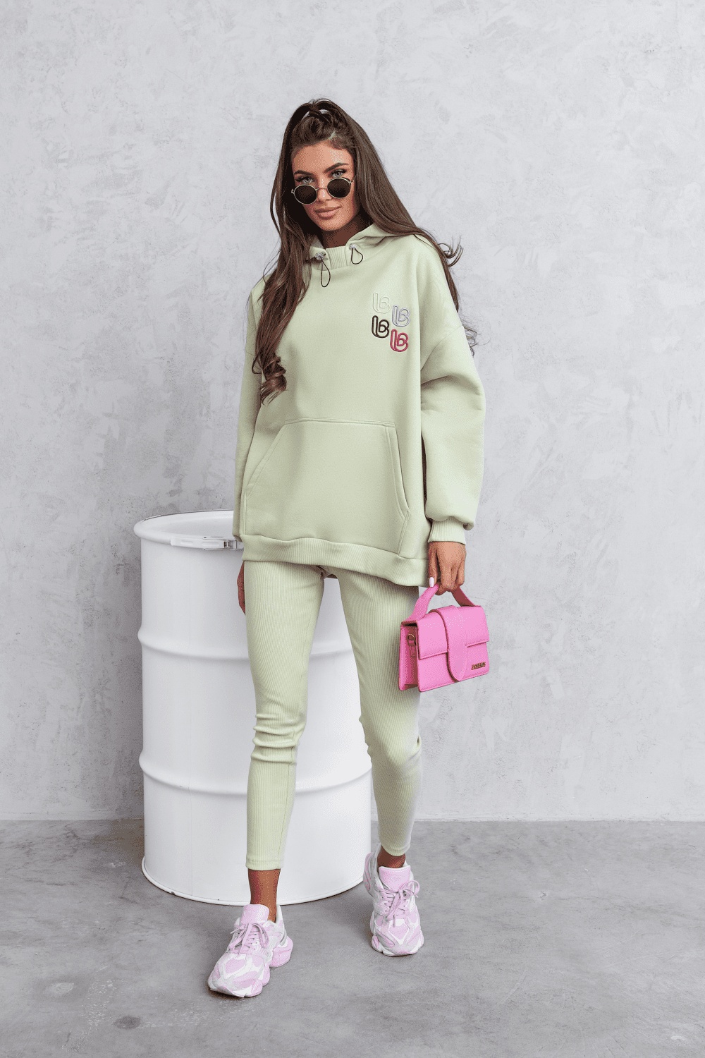 011e4fefb8dbd15e35c4b5d5ee4bf613